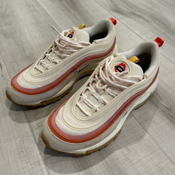 Nike Sneakers - Picture 1 of 5